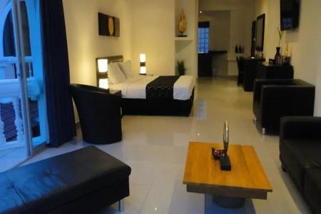 East Suites - 152