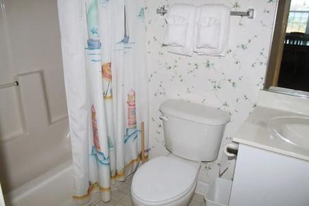 Fairfield Inn North - 15