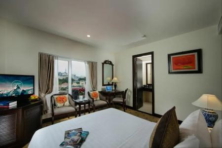 Zephyr Suites Boutique - 28