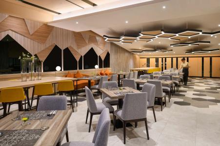Phachara Suites Sukhumvit - 14