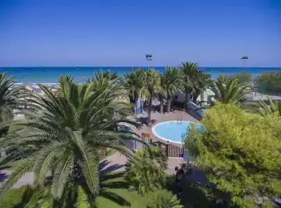 GranSerena - 27