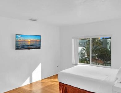 Hollywood Beachs - 127