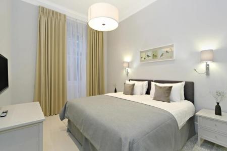 Queensgate Court - 1