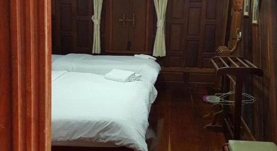 Ruean Mai Chai Khlong - 37