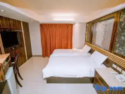 81 Premier Hollywood - SG Clean - 59