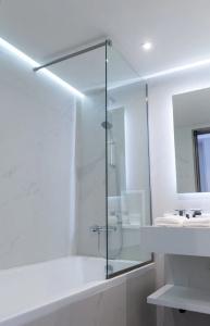 Messinian Icon & Suites - 11