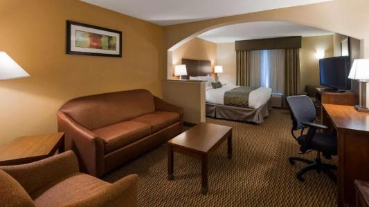 Best Western Airport Inn & Suites - 61