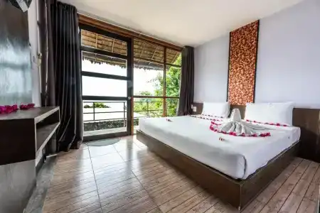 Phi Phi Sea Sky Resort - 30