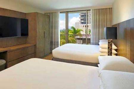 Embassy Suites by Hilton Waikiki Beach Walk - 110