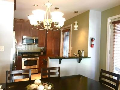 ApartHotelMontreal by Les Terrasses Saint Urbain 2225I2 - 94