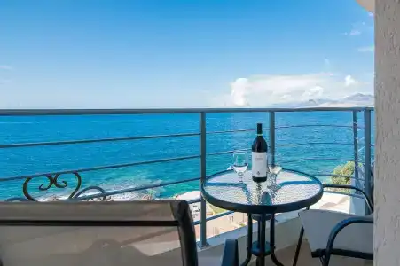 Open Sea Luxury - 83