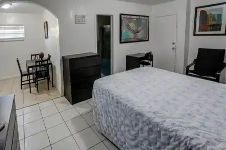Green Seas Motel - 69