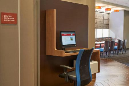 TownePlace Suites by Marriott - 21