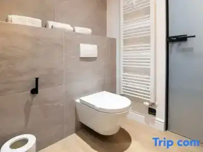 Doma Zagreb - 123
