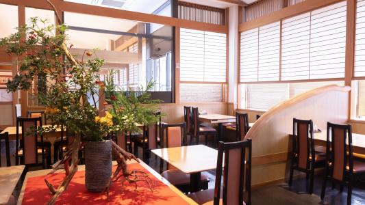Hanazono Kaikan - 13
