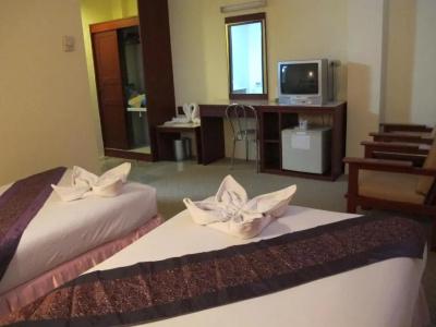 Chumphon Palace - 29