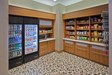 SpringHill Suites by Marriott Downtown/Cameron Harbor - 12