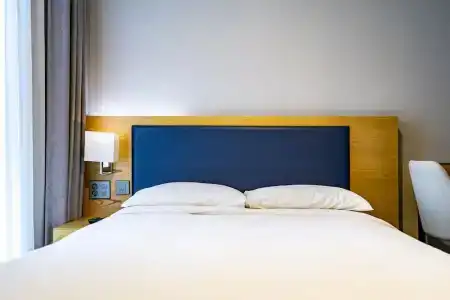 Centum Premier - 1