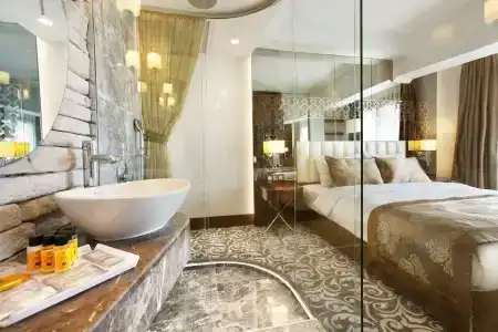 Pera Center & Spa - 8