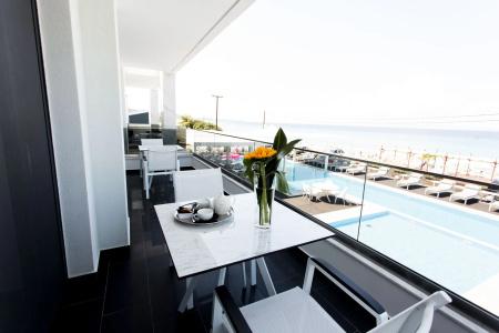Crystal villas & suites - 17