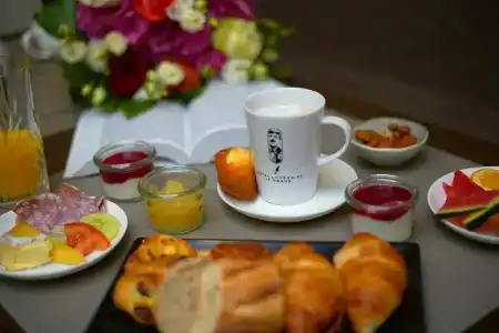 Best Western Premier Littéraire Le Swann - 41
