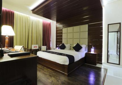 Queen Palace - 3