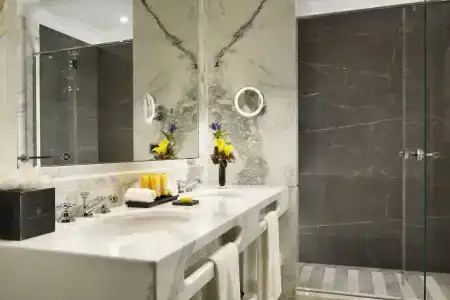 Splendide Royal - Small Luxury Hotels of the World - 13