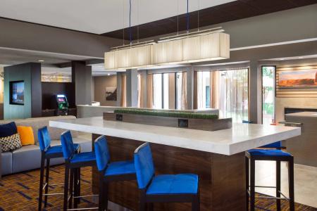 Courtyard by Marriott Denver Central Park - 20