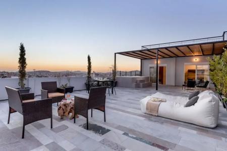 Thisean Modern Suites By Athens Stay - 16