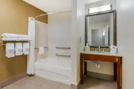 Comfort Suites - 54