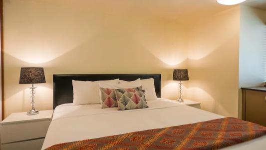 Broadbeach Savannah - 33