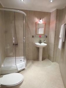 Guest House Mountain Romance & Free Sauna and Steam Bath - 70