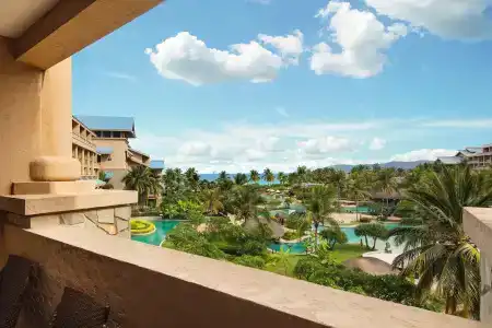 Hilton Sanya Yalong Bay Resort & Spa - 34
