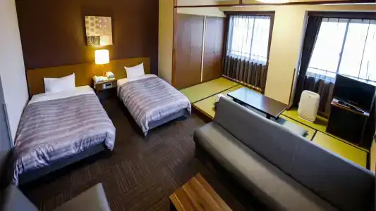 Route Inn Grantia Hidatakayama - 36