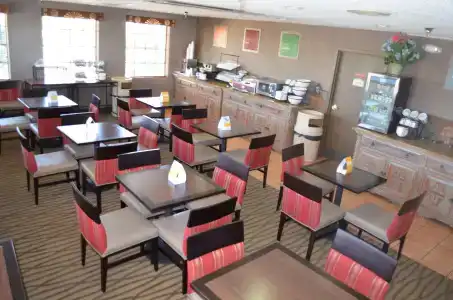 Comfort Inn Santa Fe - 32