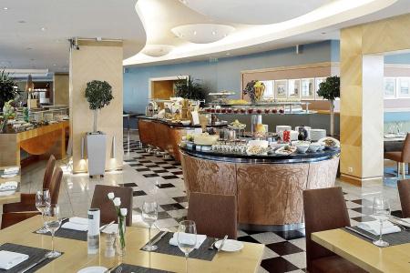 Crowne Plaza Budapest, An Ihg - 30