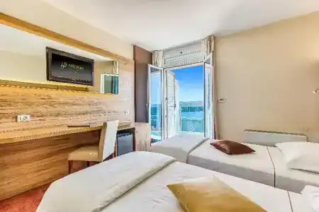 Panorama - 72