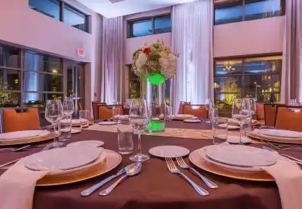 Courtyard by Marriott - 27