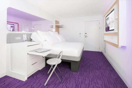 Yotel Edinburgh - 43