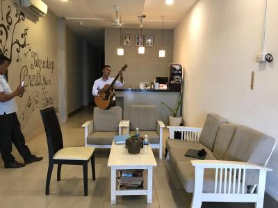 Asiban Quay Boutique - 16