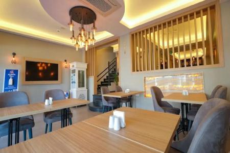 Alesta Midtown Apart - 15