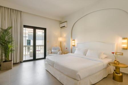 Alley Boutique and Spa - 200
