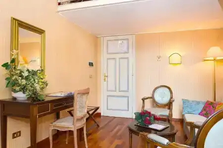 Grande Albergo Quattro Stagioni - 39