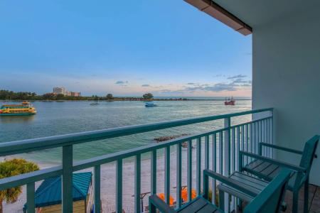 Winter the Dolphins Beach Club, Ascend Collection - 87