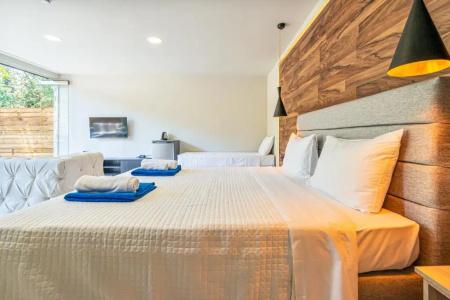 Bamboo Suites Boutique - 178