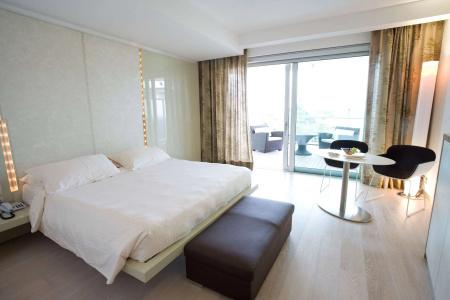 Premier & Suites - Premier Resort - 2