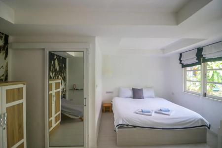 1715 House & Caff Resort, Phuket - 1