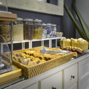 Alexandra ApartBenstarHotelGroup - 10