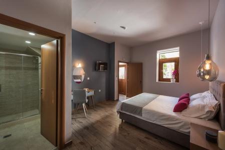 Bluebell Luxury Suites - 39