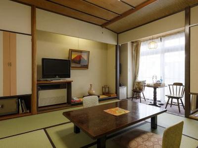 Kinugawa Kokusai - 4